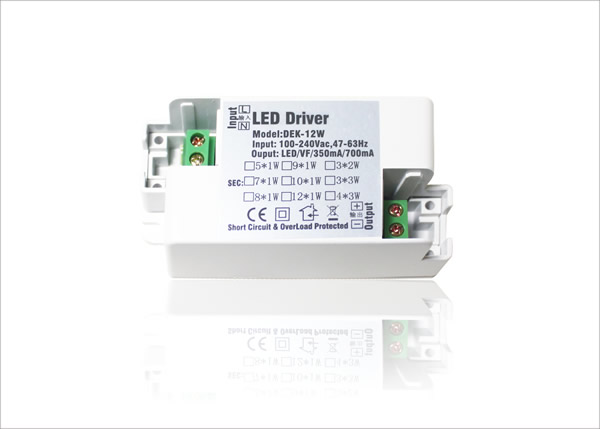 LED外置高功率吸顶灯电源